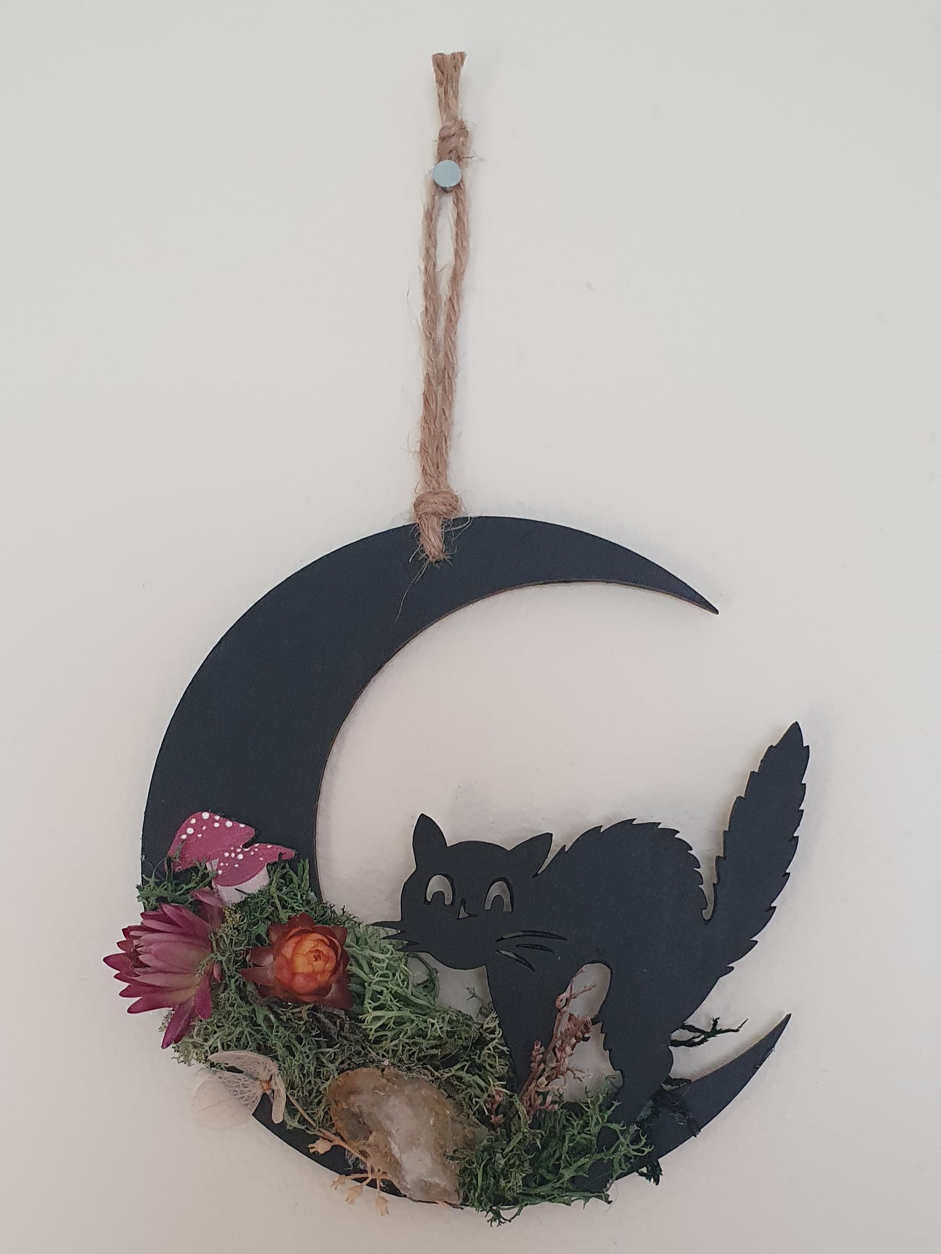 "Scaredy Cat Mini Wall Hanging"