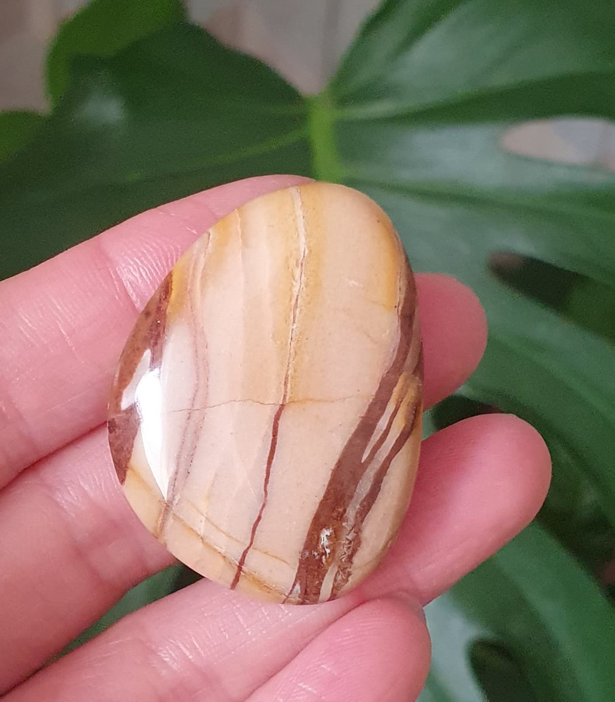 Red Line Agate Worry Stone