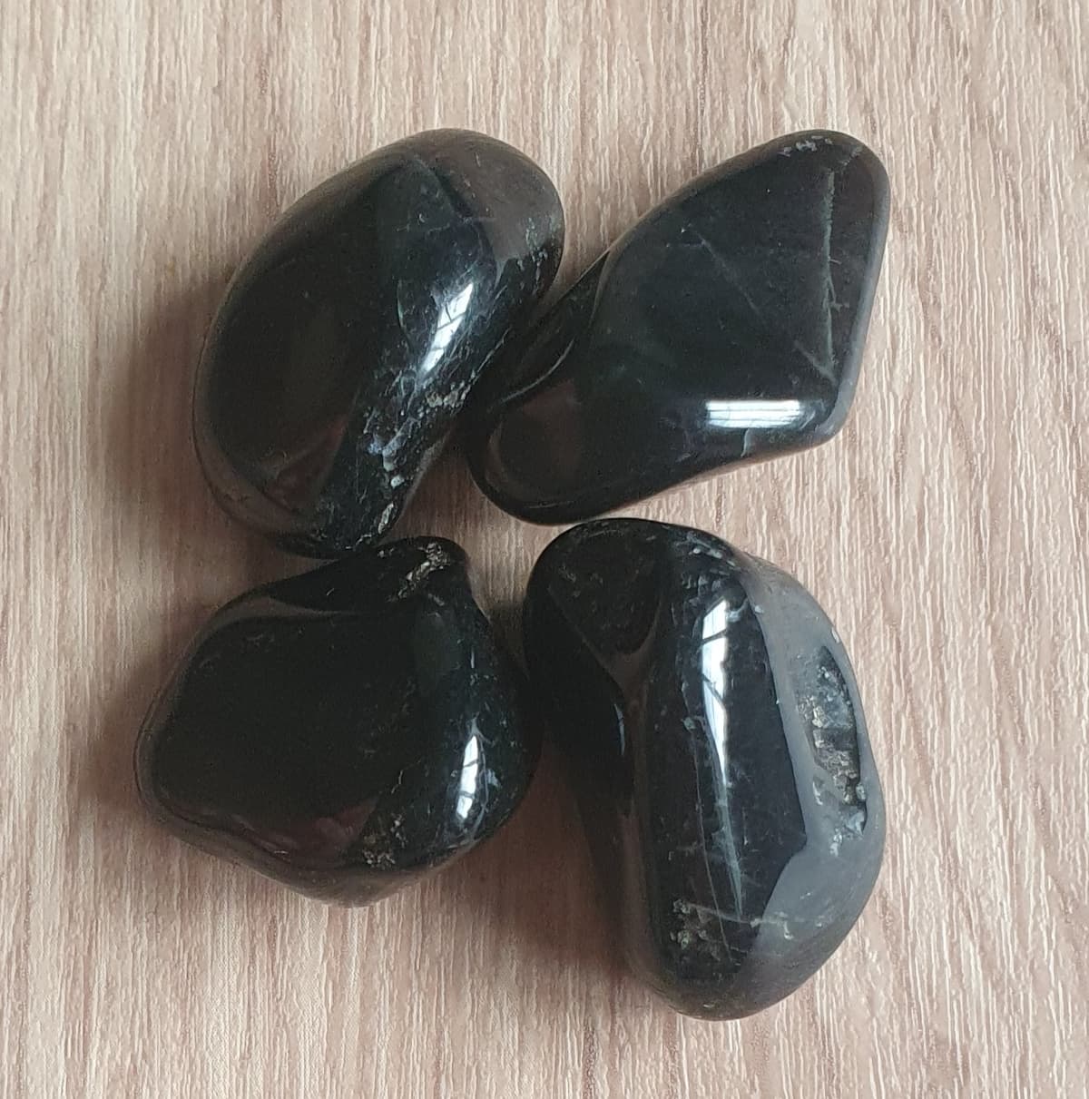 Black Onyx Small Tumble Stone