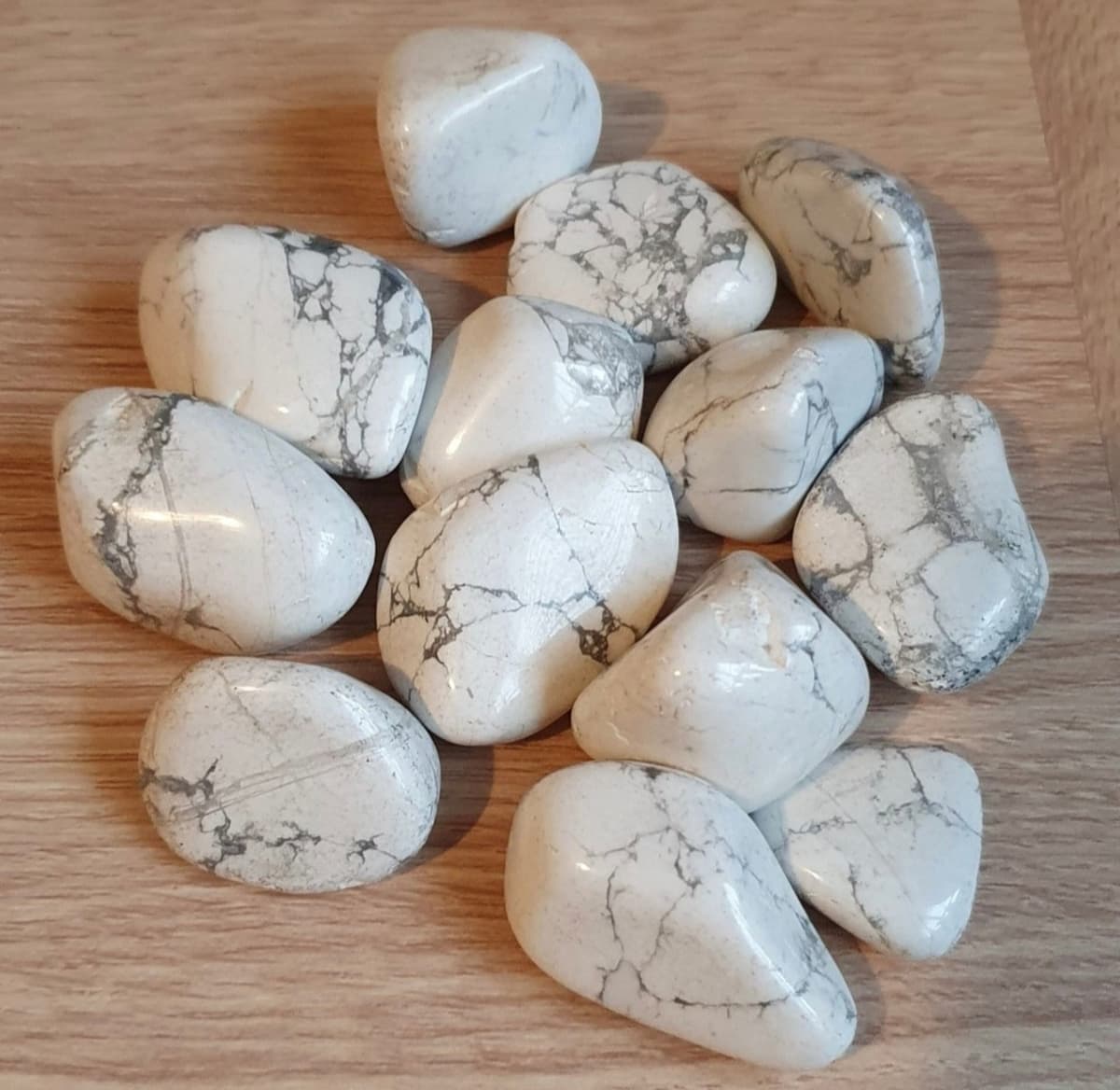 Howlite Tumble Stone